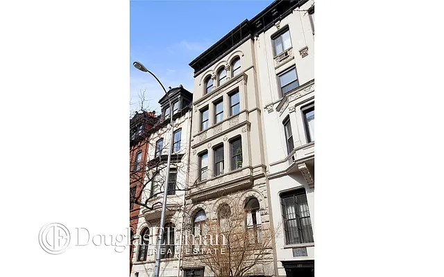 Rented by Douglas Elliman | media 18