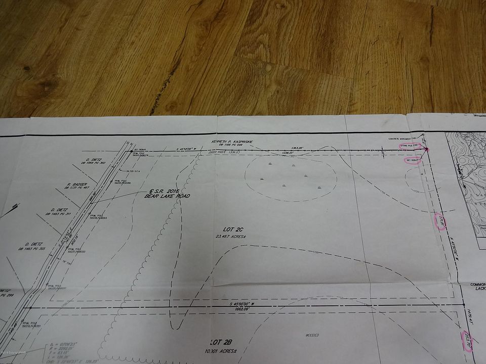 2nd image of 384 Bear Lake Rd