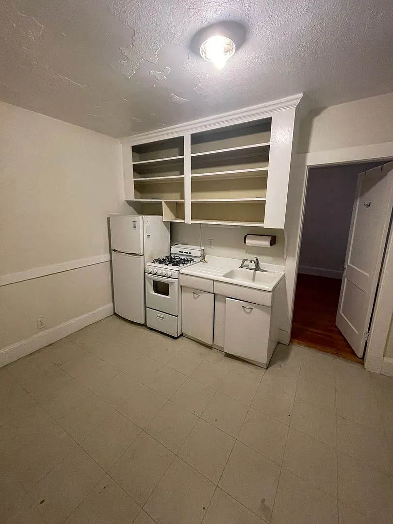 JP one bedroom SEPT — Photo 3