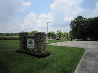 22111 Chenango Lake Dr, Angleton, TX 77515