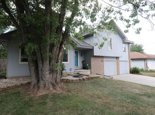 3655 S Ridgecrest Ave, Springfield, MO 65807