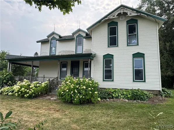 11400 Savage Rd, Chaffee, NY 14030