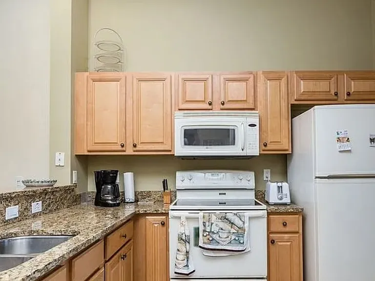 4015 Palm Tree Blvd — Photo 4