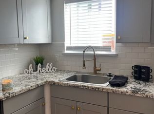 120 N Q St APT D, Madera, CA 93637