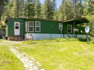 35614 N Waldrons Ln, Chattaroy, WA 99003