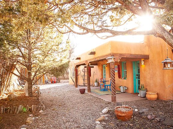 Main entry to fully fenced property.