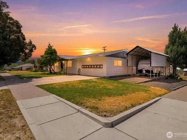 806 Central Drive, Coulee Dam, WA 99116
