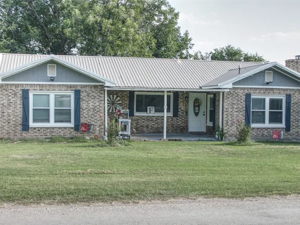941 Central St, Albany, TX 76430
