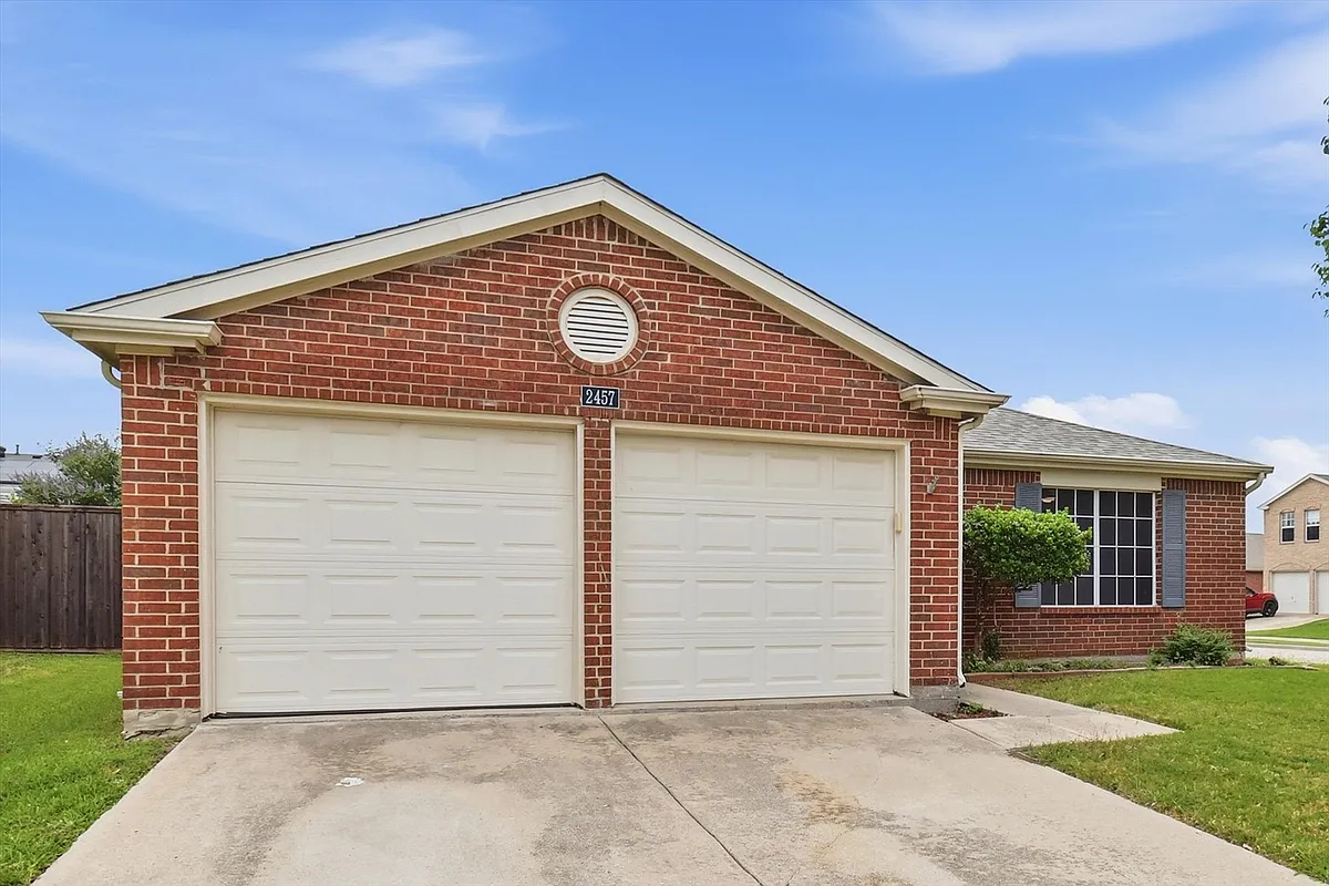 Building Photo - 2457 Eagle Mountain Dr