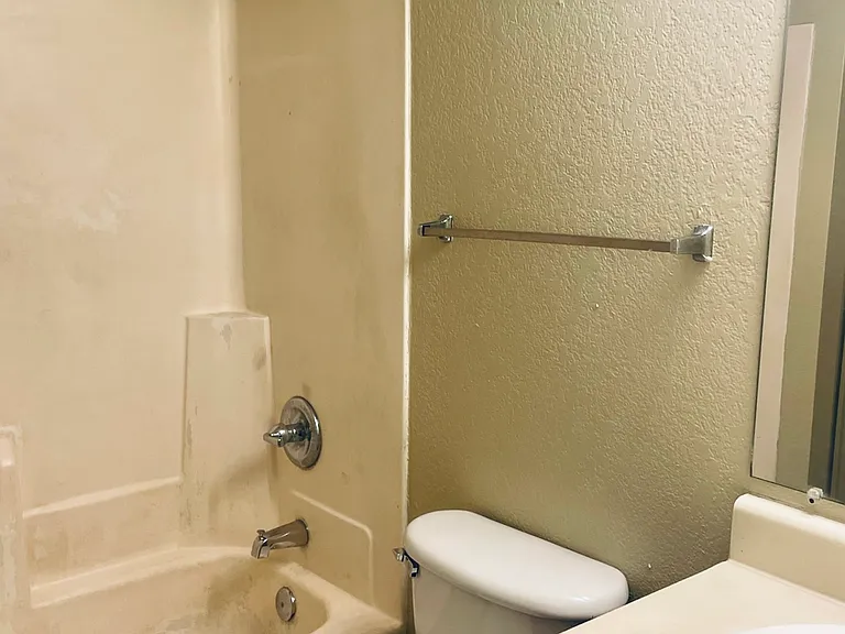 2846 E Kathleen Rd #103 — Photo 7