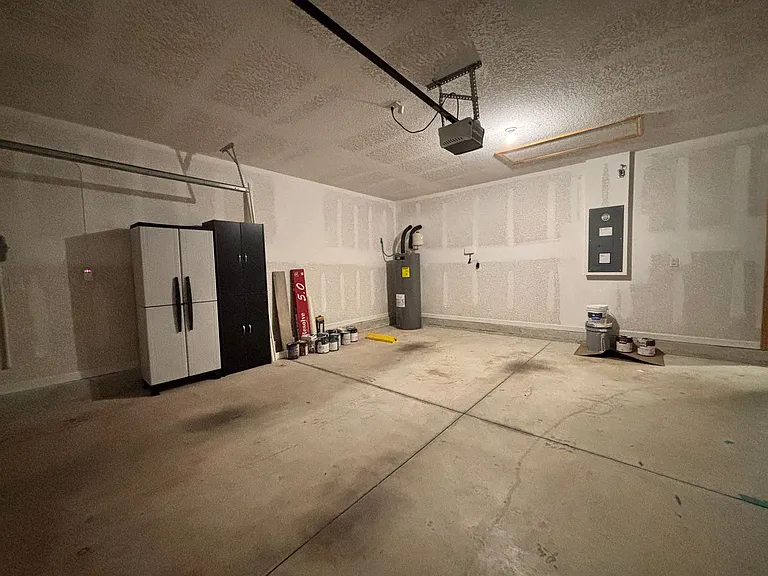 2270 Willow Springs Dr — Photo 31