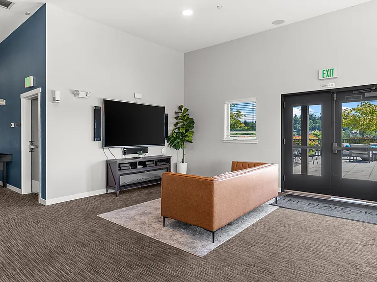 The Platform Apartments — Photo 34