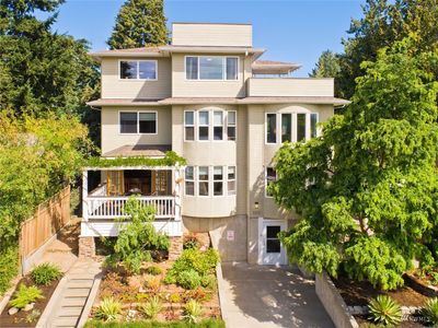 3212 SW Genesee Street, Seattle, WA, 98126
