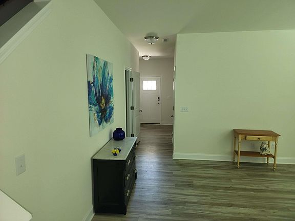 3rd image of 278 E Porthaven Way
