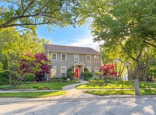 2440 The Strand, Northbrook, IL 60062