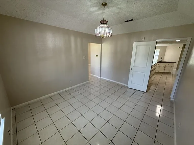 313 Potrero Ct — Photo 4
