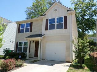 5636 Idlewild Rd N, Charlotte, NC 28227