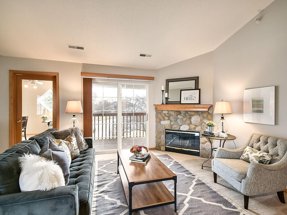 1st image of 170 W Aspen Ct Unit 4