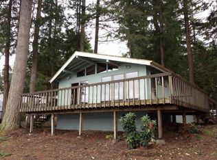 10707 Cole Pl, Anderson Island, WA 98303
