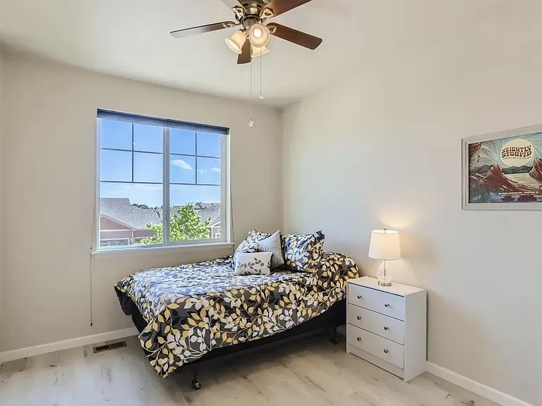 1518 Glacier Ave — Photo 18