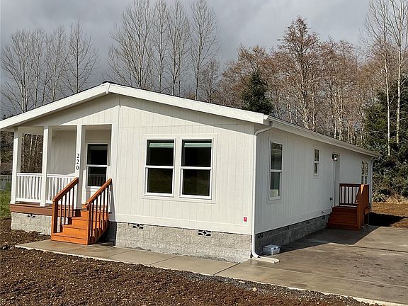 5th image of 220 Chris Road