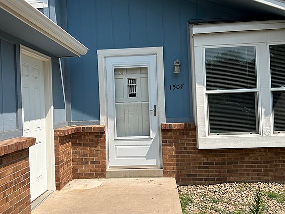 3rd image of 1507 S Krameria St