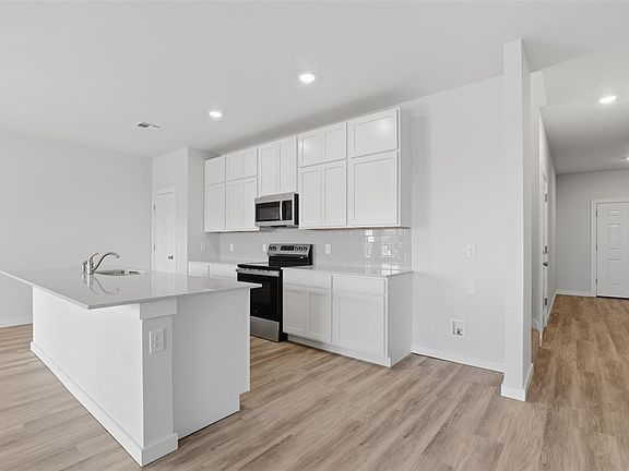 7th image of this home