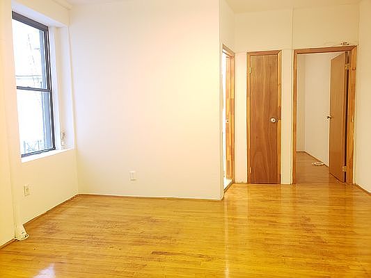 2nd image of 517 W 113th St #1W