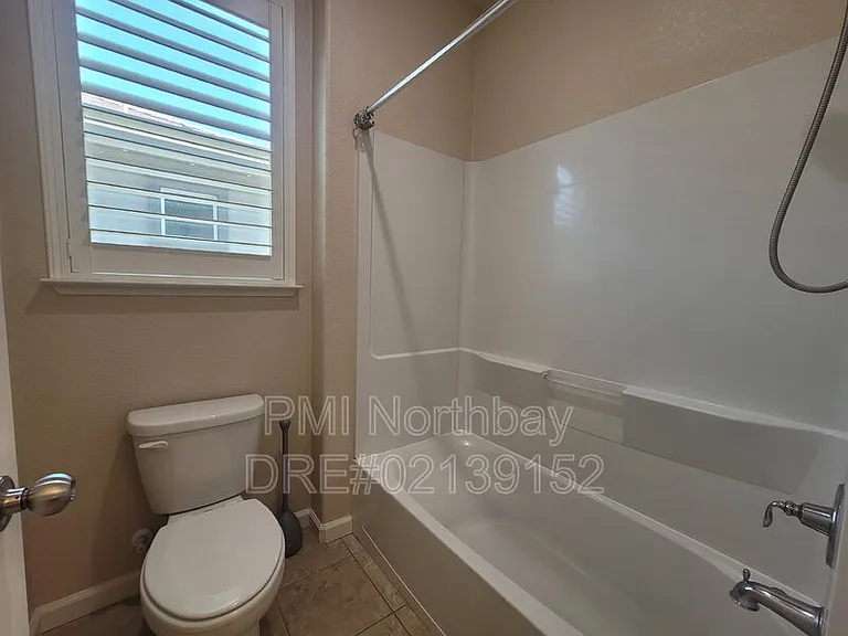 308 Aster St — Photo 25