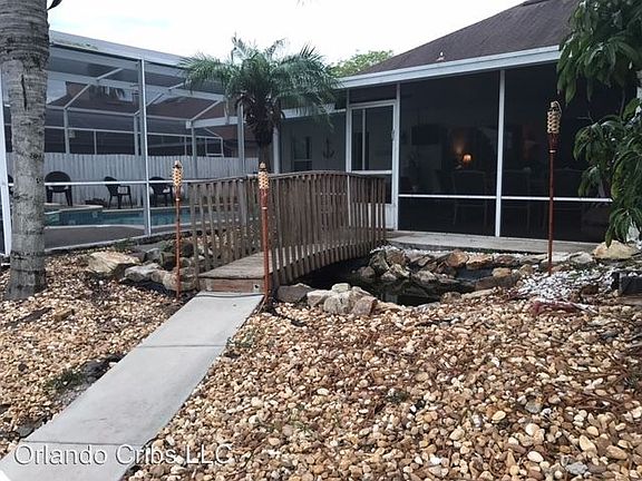 2nd image of 2329 Albion Ave