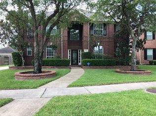 2806 Capecrest Dr, Pearland, TX 77584