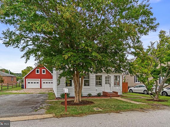 2nd image of 6433 Loudon Ave