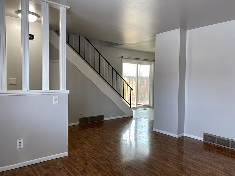 1954 Pecan St #2 — Photo 3