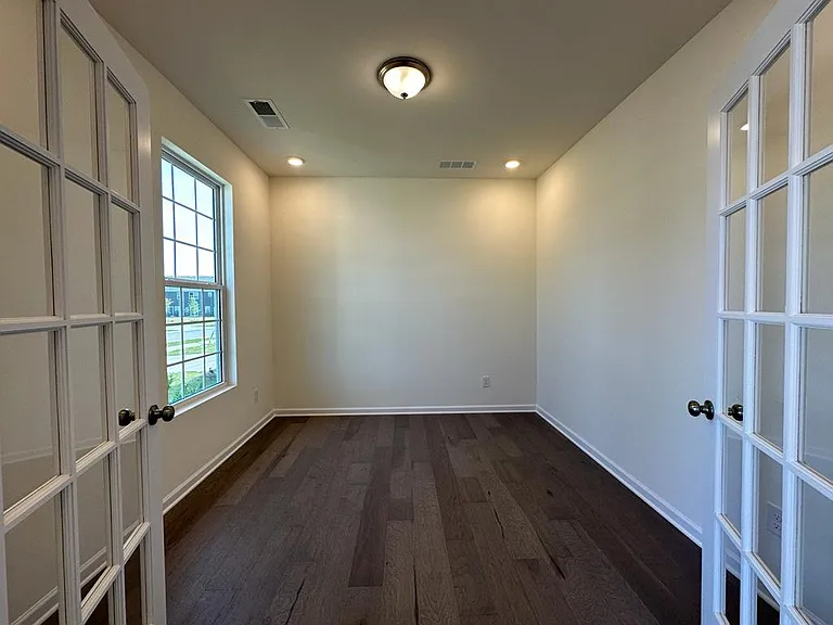 2897 Yeager Dr — Photo 10
