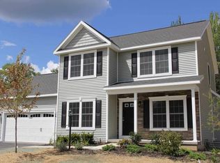 49 North Rd, Troy, NY 12180