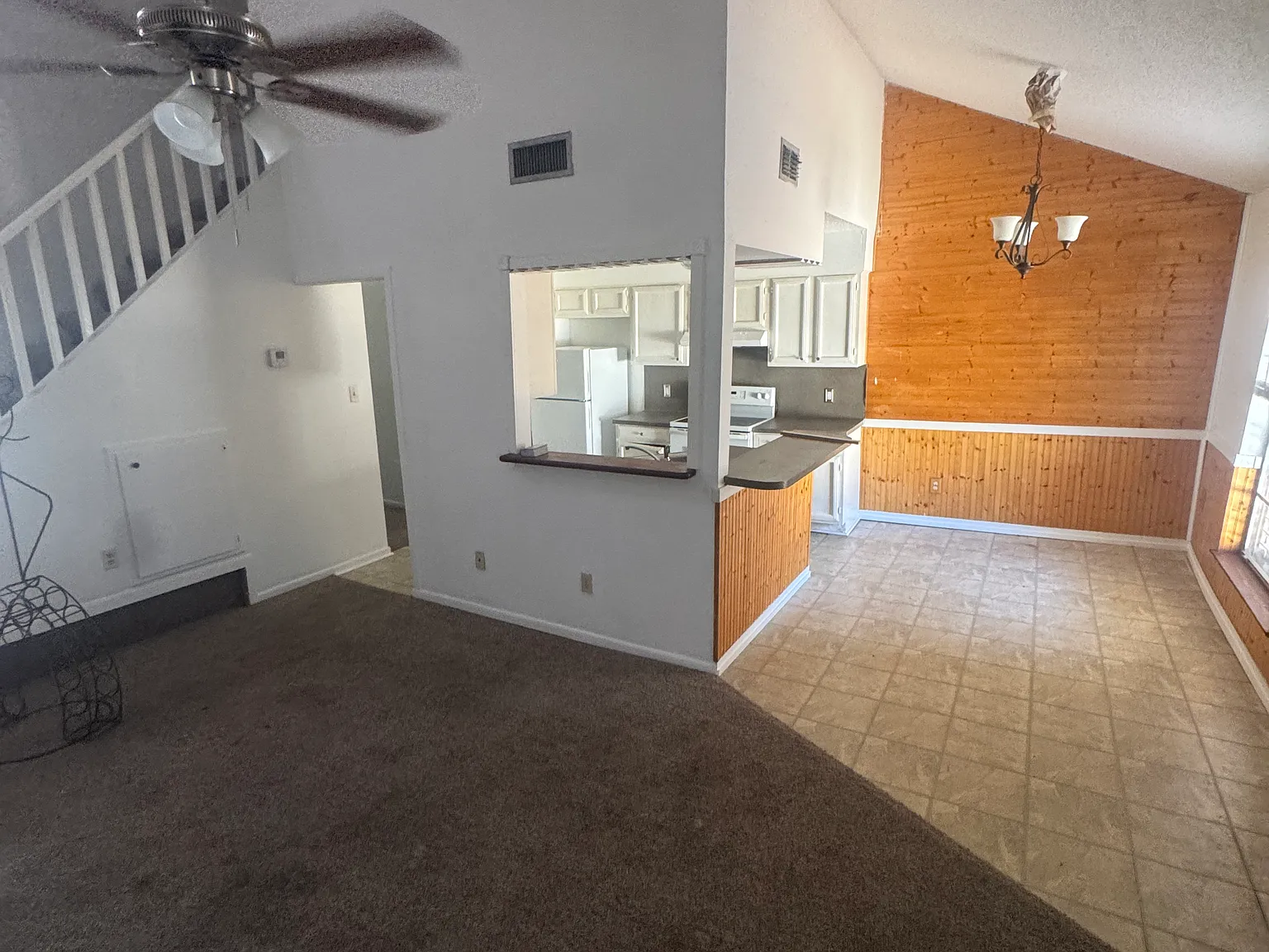 2 bed, 1600 sqft, $1,600 — Photo 4