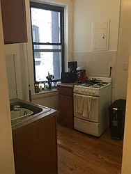 Rented by Warren T Real Estate Corp.