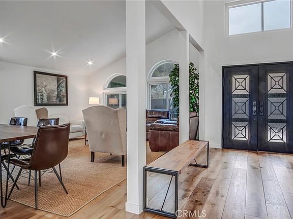 3rd image of 4124 Barrett Rd