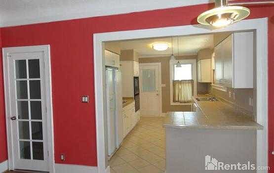 4th image of 66 Cherryland St