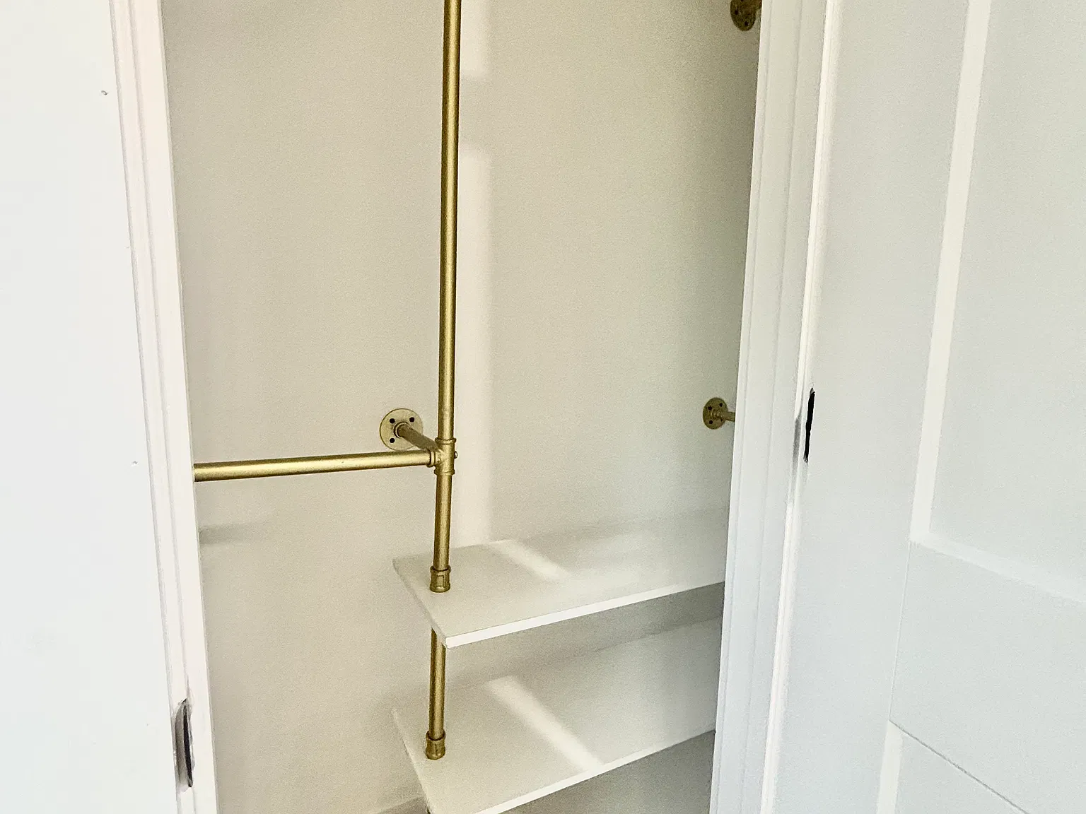 4 bed, 1550 sqft, $900 — Photo 3