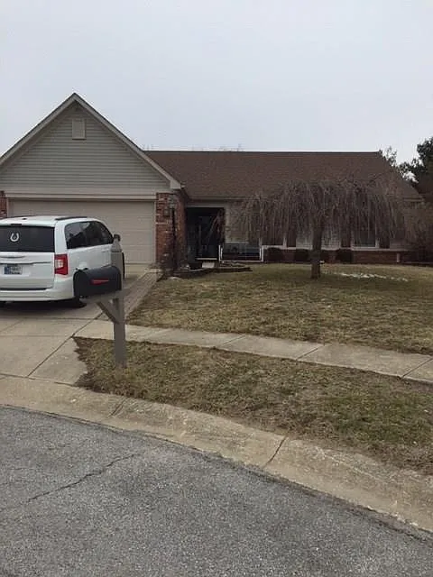 5534 Crown Woods Cir photo 1