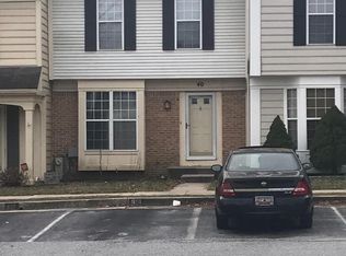 40 Woodhollow Ct, Owings Mills, MD 21117