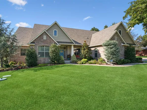 2369 Blue Spruce Dr, Blanchard, OK 73010