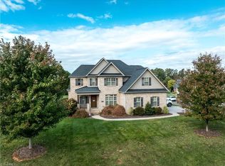 153 Caudle Meadows Dr, Advance, NC 27006