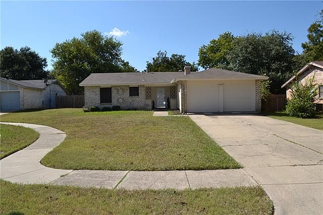 1st image of 3702 Hollyridge Ct