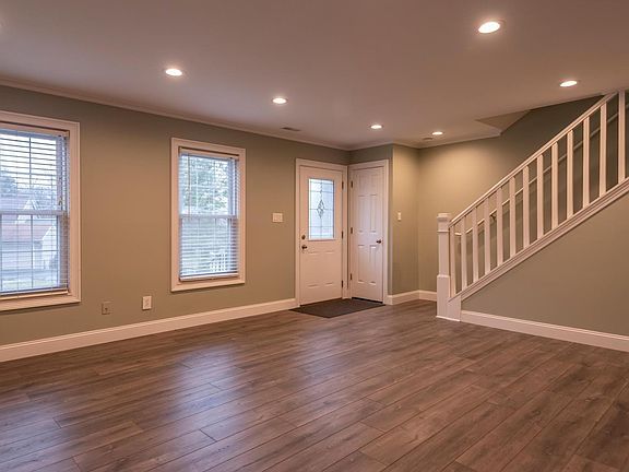 3rd image of 2618 E Covenanter Ct