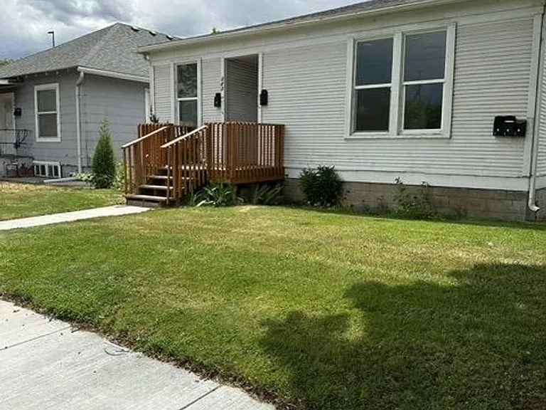 343 S 4th Ave — Photo 1