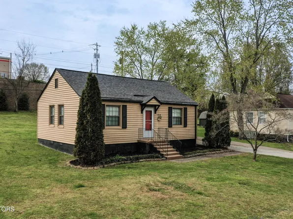 104 Woodmont Cir, Clinton, TN 37716
