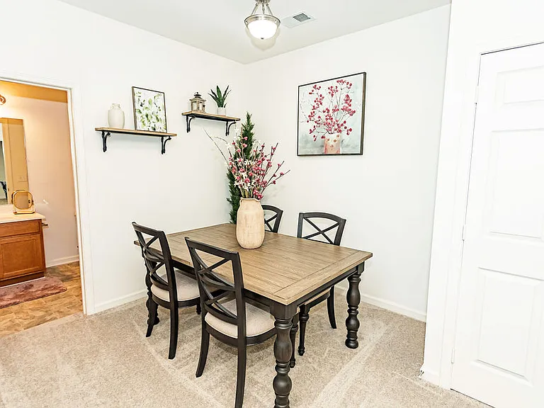 Stafford Place Apartments — Photo 24