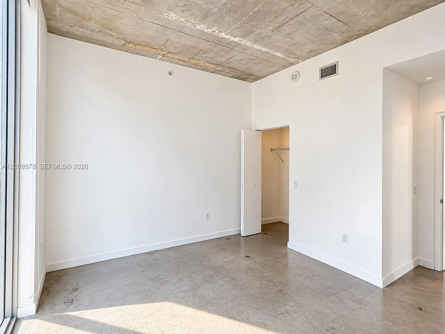Centro Condo — Photo 4